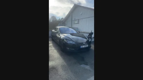 TESLA MOTORS MODEL S 85