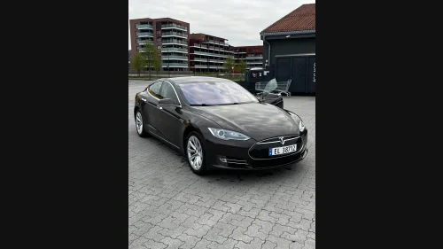 TESLA MOTORS MODEL S 85
