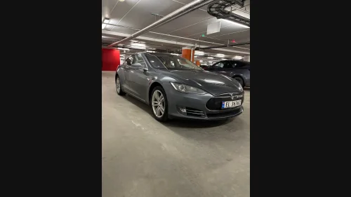 TESLA MOTORS MODEL S 85P Performance, 1 eier, vinterpakke, gratis lading.