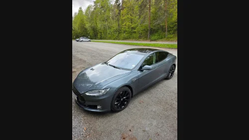 TESLA MOTORS MODEL S 85