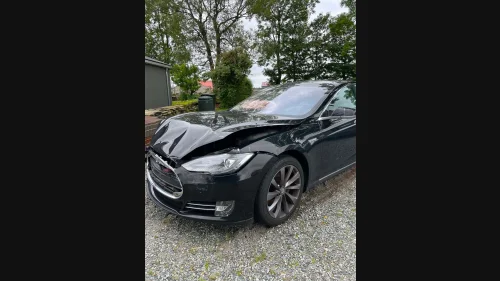 TESLA MOTORS MODEL S 85