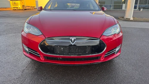 TESLA MOTORS MODEL S 60 GRATIS LADING,CCS,PREMIUM LYD