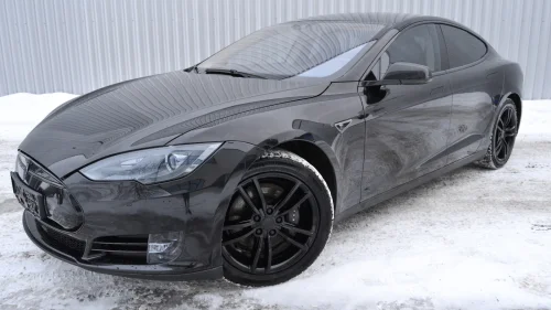 TESLA MOTORS Model S 85//Gratis Lading//Eu-2028//Lav km
