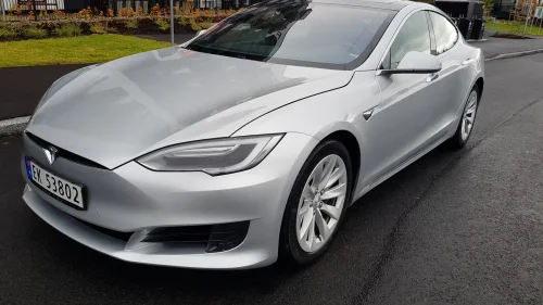 TESLA MOTORS Model S 75