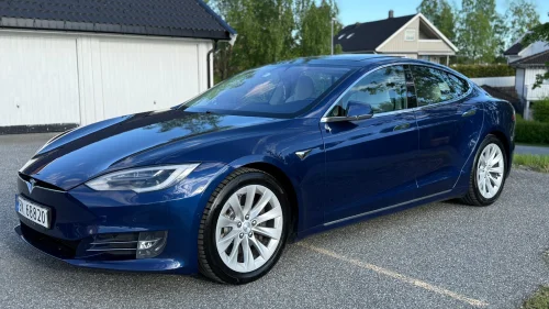 TESLA Model S Model S75