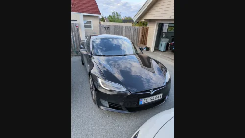 TESLA Model S Model S 75 2017 –bakhjulsdrift, batteri 335 km på 100%