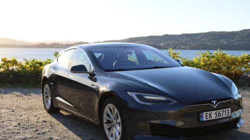 TESLA MOTORS Model S 75 kWh | GRATIS SUPERLADING | 1 eier | S+V | Takluke