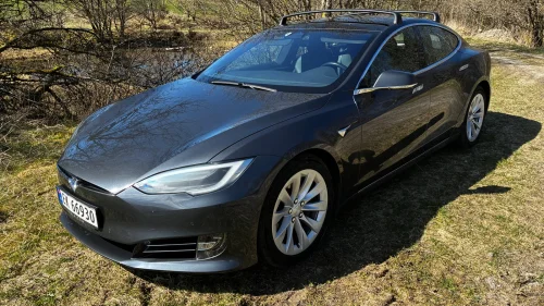 TESLA Model S