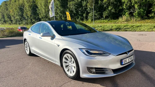 TESLA Model S RWD/A.pilot/Panorama/Dab/Navi/Luftfjæring/EU OK 4/27.