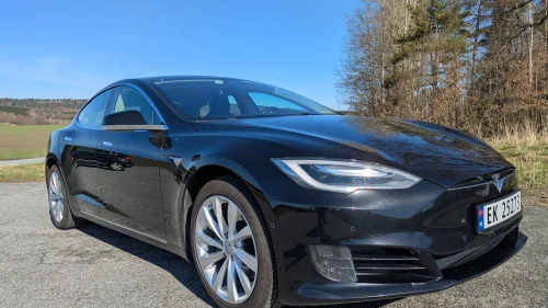 TESLA MOTORS Model S 75 Gratis lading