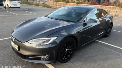 TESLA Model S 75D AWD EU-OK 04.28 LAV KM