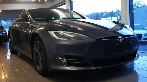 TESLA Model S 75D/525HK