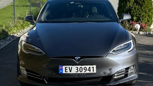 TESLA Model S 75D Premium Skinn Carbon Nytt hvbatteri 35’ Utv Garanti