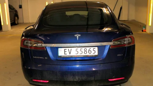 TESLA Model S 75D 4WD