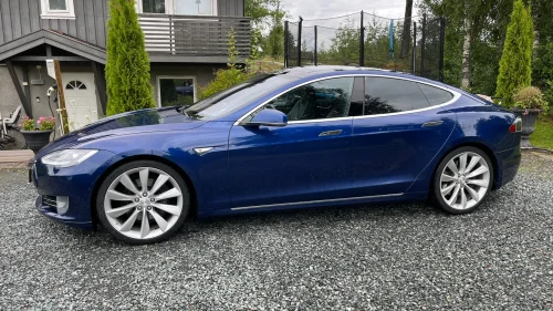 TESLA MOTORS Model S 70D - Gratis superlading
