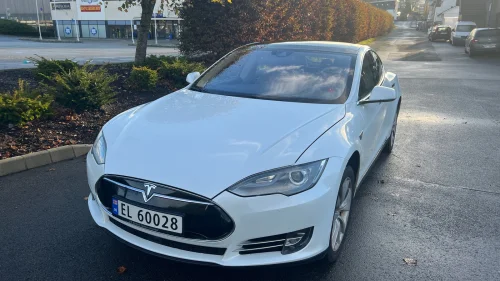 TESLA MOTORS Model S 85D. Gratis lading, Overhalt hovedbatteri,