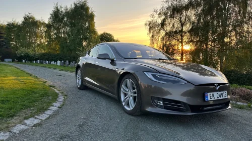 TESLA MOTORS Model S 90D 4WD