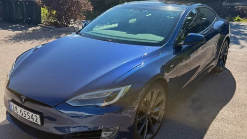 TESLA Model S 75D 4WD