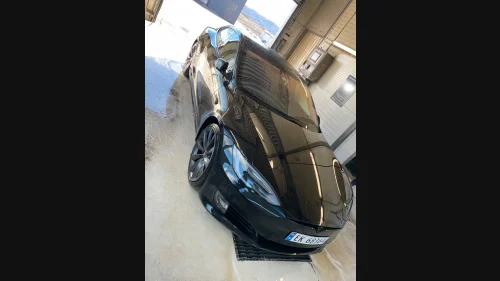 TESLA Model S 75D 4WD