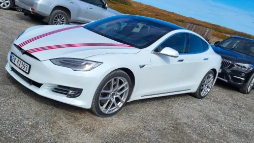 TESLA Model S 75D 4WD