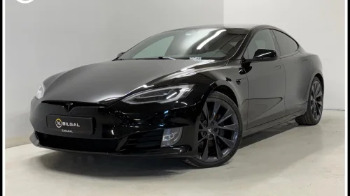 TESLA Model S LongRange Raven 572HK 4x4 HelSort Premium HiFi Luft 21"