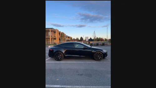 TESLA Model S 75D 4WD