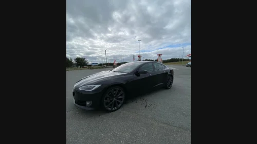 TESLA Model S 75D 4WD