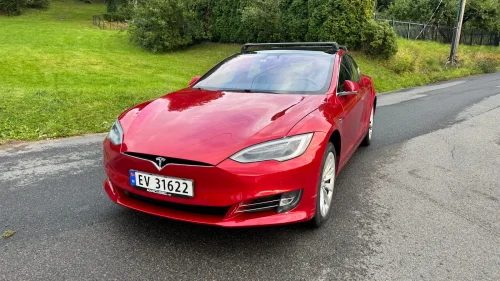 TESLA Model S 75D 4WD