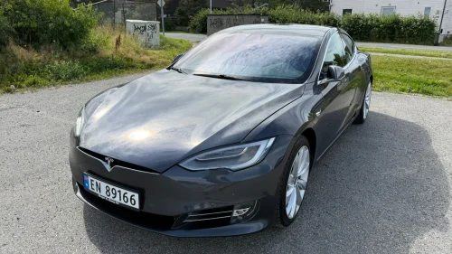 TESLA Model S Raven Long Range