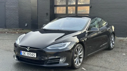 TESLA MOTORS Model S 75D/ CCS/ OUTLET