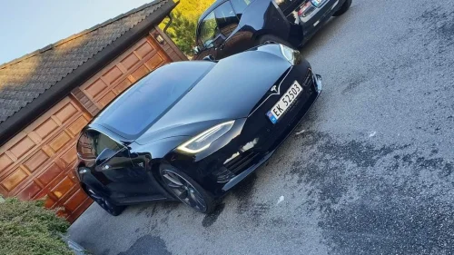 TESLA MOTORS Model S 75D 4WD