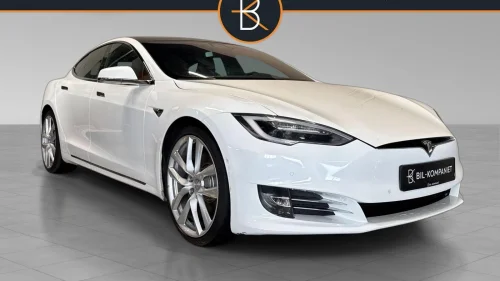 TESLA Model S 4WD | Premium | EU -27 | Pano | Skinn | 21" | 490km |