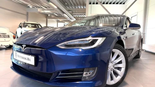 TESLA Model S S100D 525 hk Skinn- Luft- Ryggekamera- Panorama