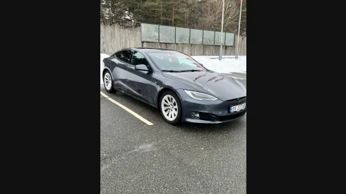 TESLA Model S 75D 4WD