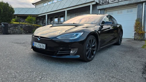 TESLA Model S 100D/Free SuperCharging/MCU2/Intel Atom