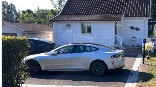 TESLA MOTORS Model S 70D