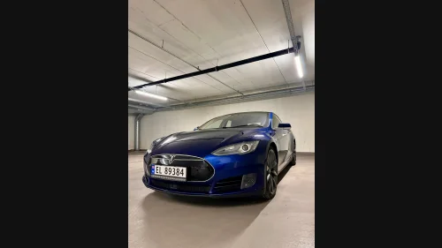 TESLA MOTORS Model S 85D/GRATIS LADING/Vinterpakke