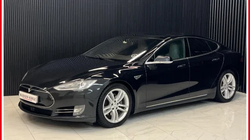 TESLA MOTORS Model S Gratis Lading | Luftfj. | Skinn | LAV-KM I ACC I SKINN