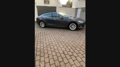 TESLA Model S 90D 4WD