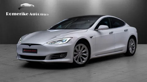 TESLA Model S 75d AWD // AP2.5, MCU2, Ultra HiFi, Vinter, CCS, Pano++