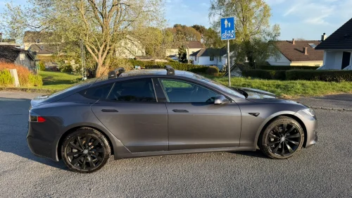 TESLA Model S 75D 4WD