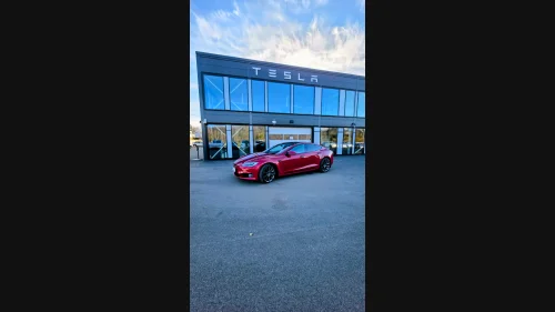 TESLA Model S 75D 4WD