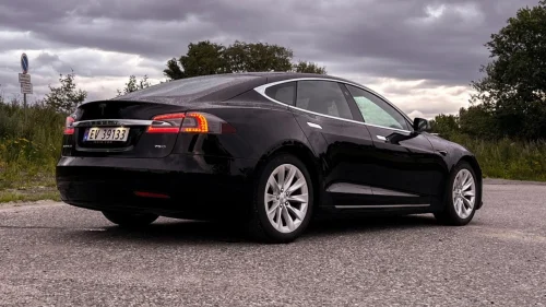 TESLA Model S Model S 75D