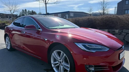 TESLA Model S 100D/4WD/Long Range/1 EIER/MCU2/PANO/EU 09.26/S+V+