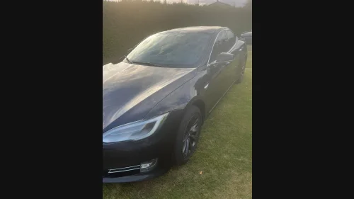 TESLA Model S Long Range