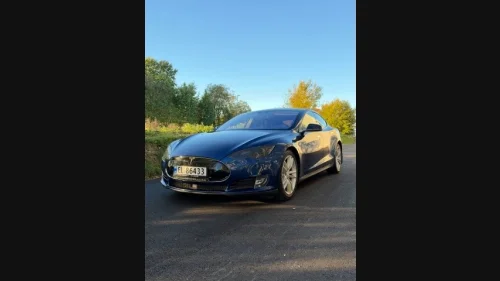 TESLA MOTORS Model S 70D 4WD