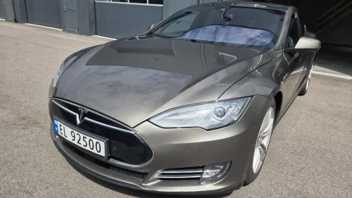 TESLA MOTORS Model S 70D adaptiv cruisekontroll, ryggekamera, Gratis superla