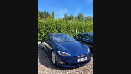 TESLA MOTORS Model S S75D // 4x4 // 490km