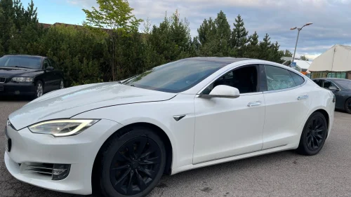 TESLA Model S 75D 4WD EAP AUTOSTYRING PREMIUM PANO EU-OK LUFTFJÆRING