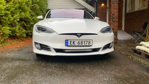 TESLA Model S 75D 4WD
